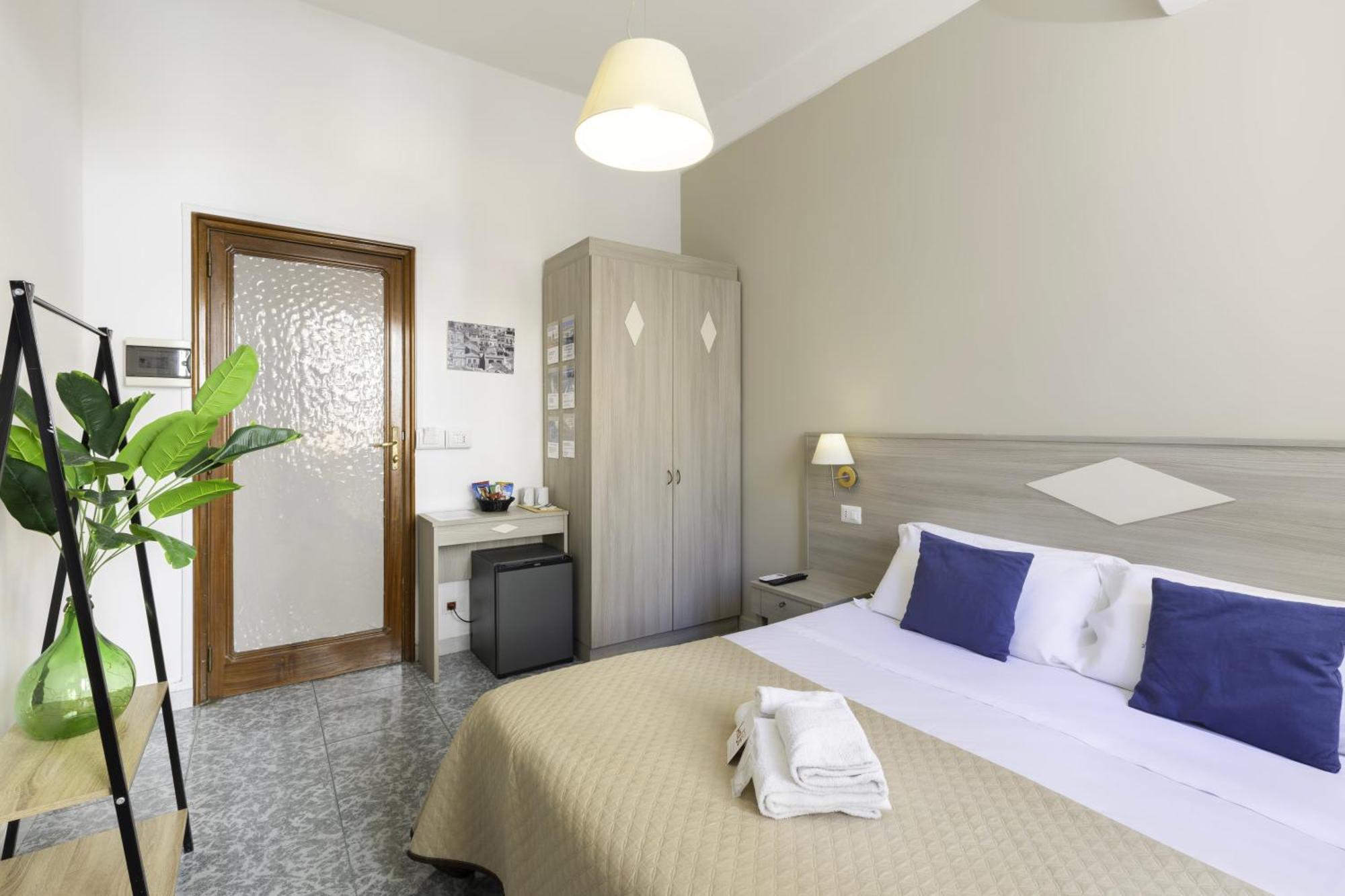 Kalie Rooms Guest House Cagliari Exterior photo